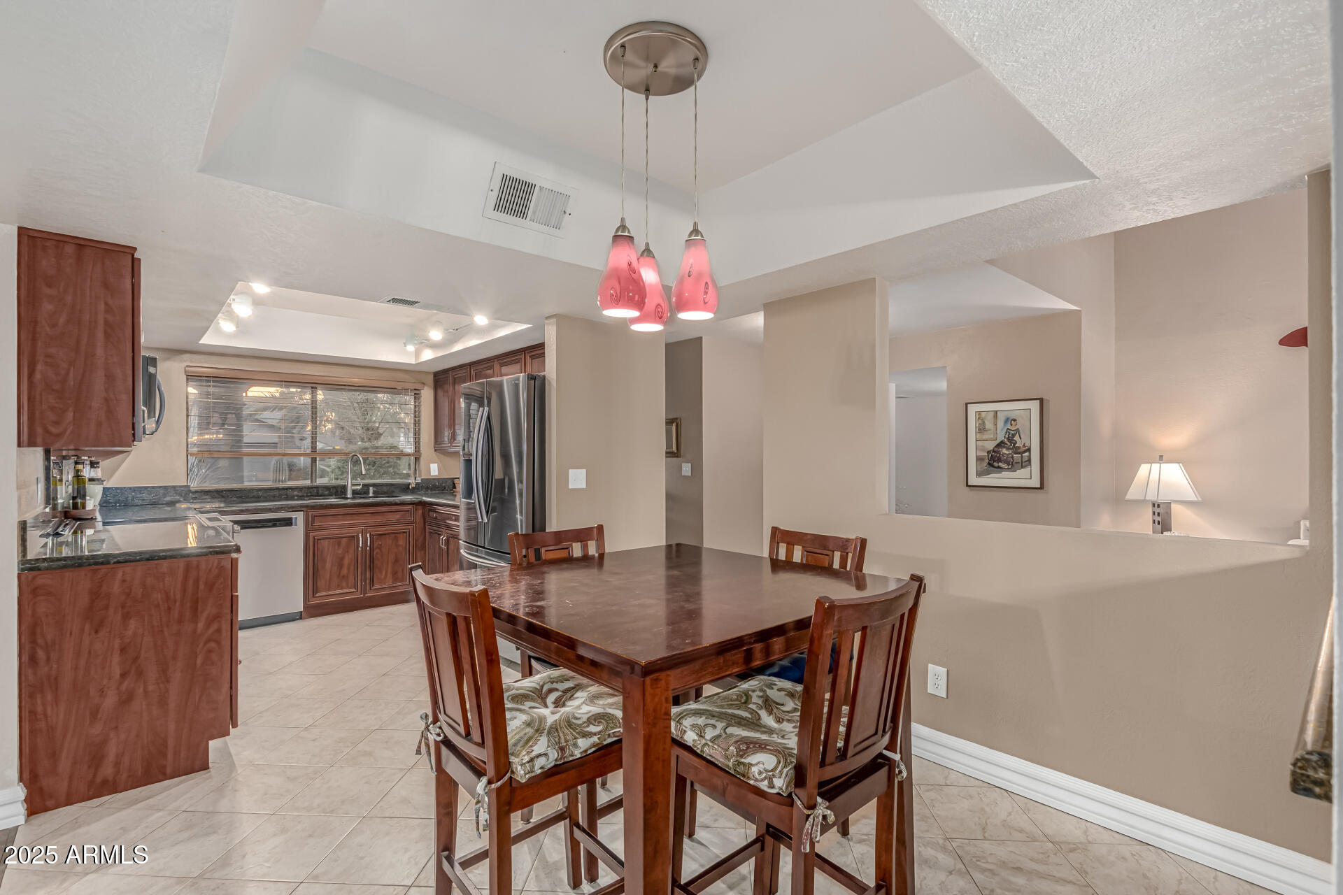 8219 E MORGAN Trail
