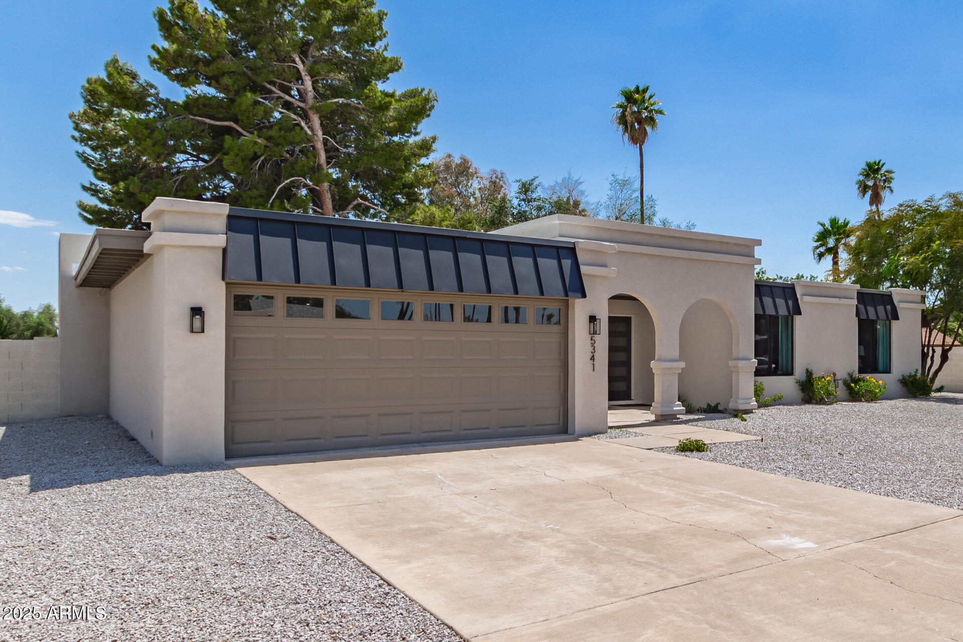 5341 E SHEENA Drive