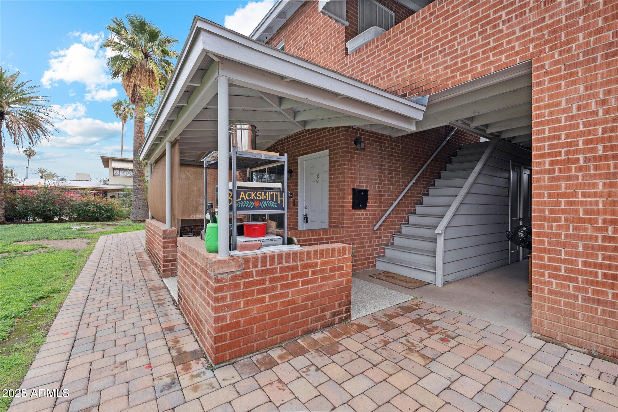 3641 N 15TH Avenue, c