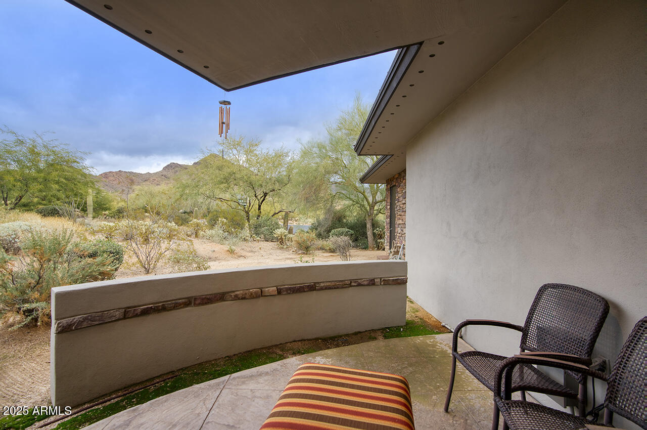 9810 E THOMPSON PEAK Parkway, 807