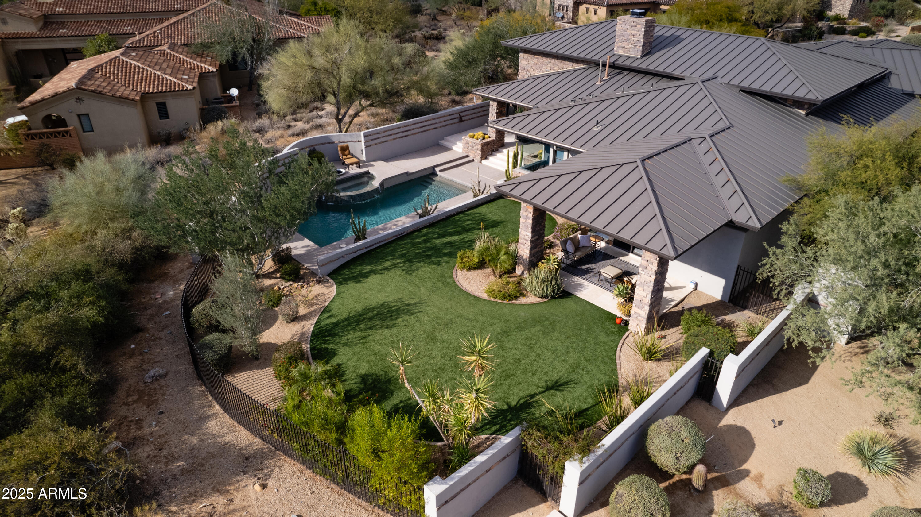 9810 E THOMPSON PEAK Parkway, 807