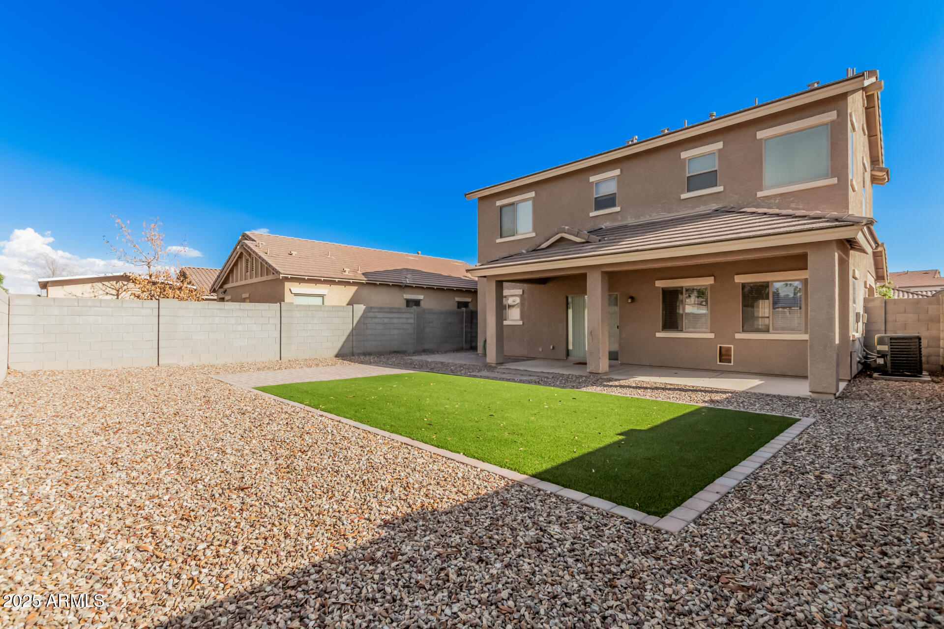11594 W MOUNTAIN VIEW Drive