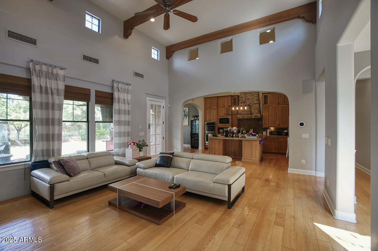 9482 E IRONWOOD Bend