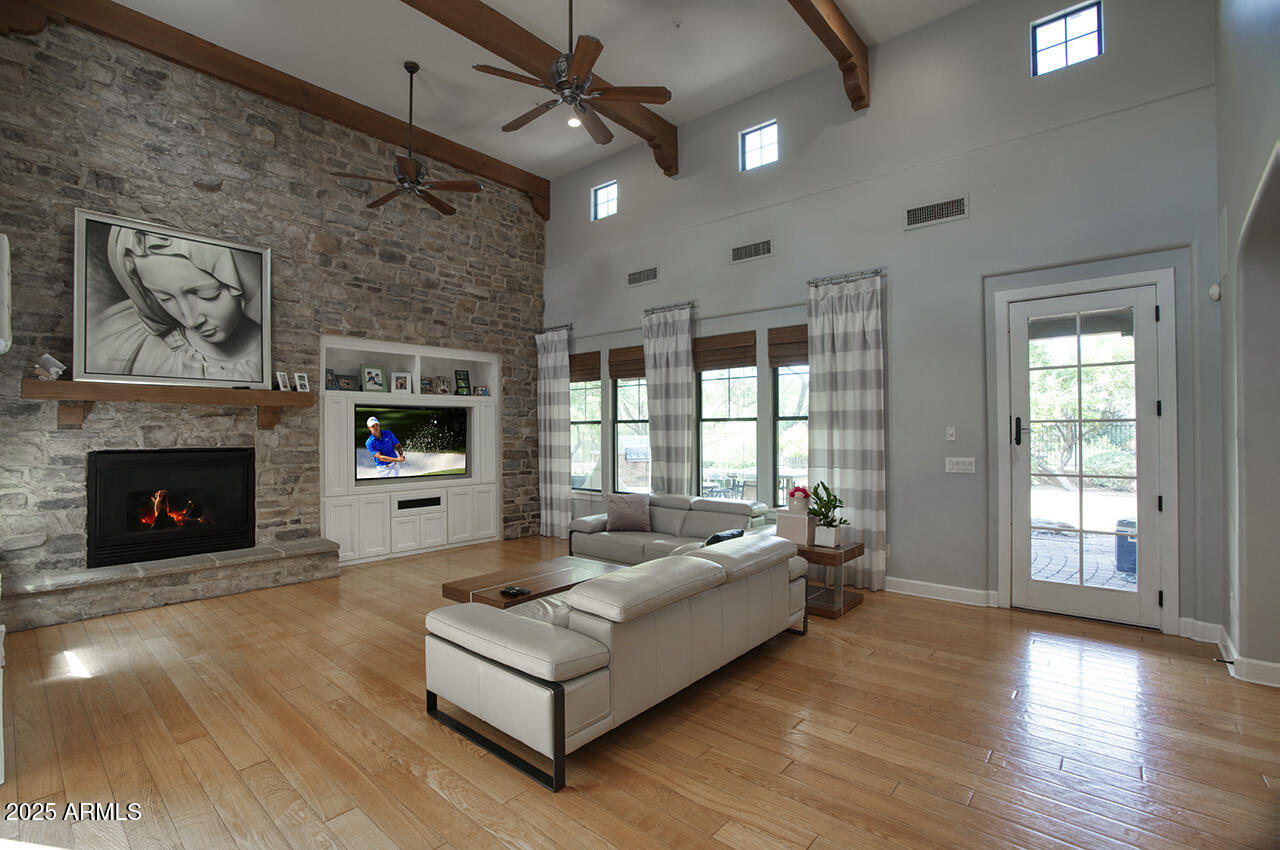 9482 E IRONWOOD Bend