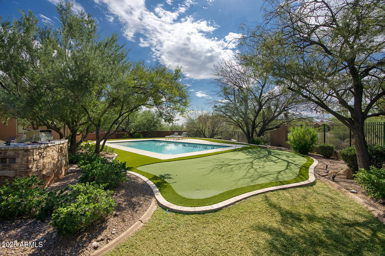 9482 E IRONWOOD Bend