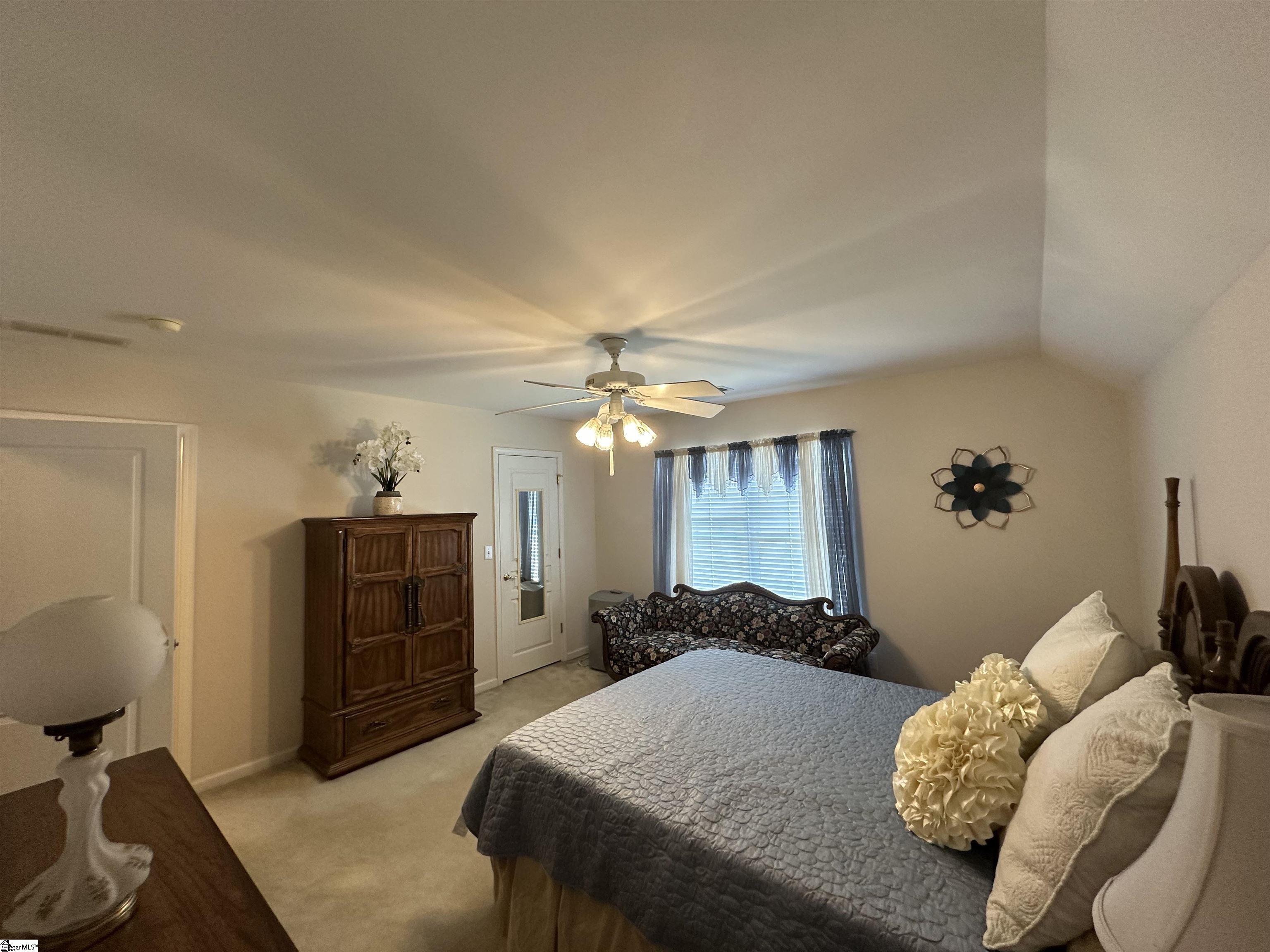 112 Saint James Place Drive