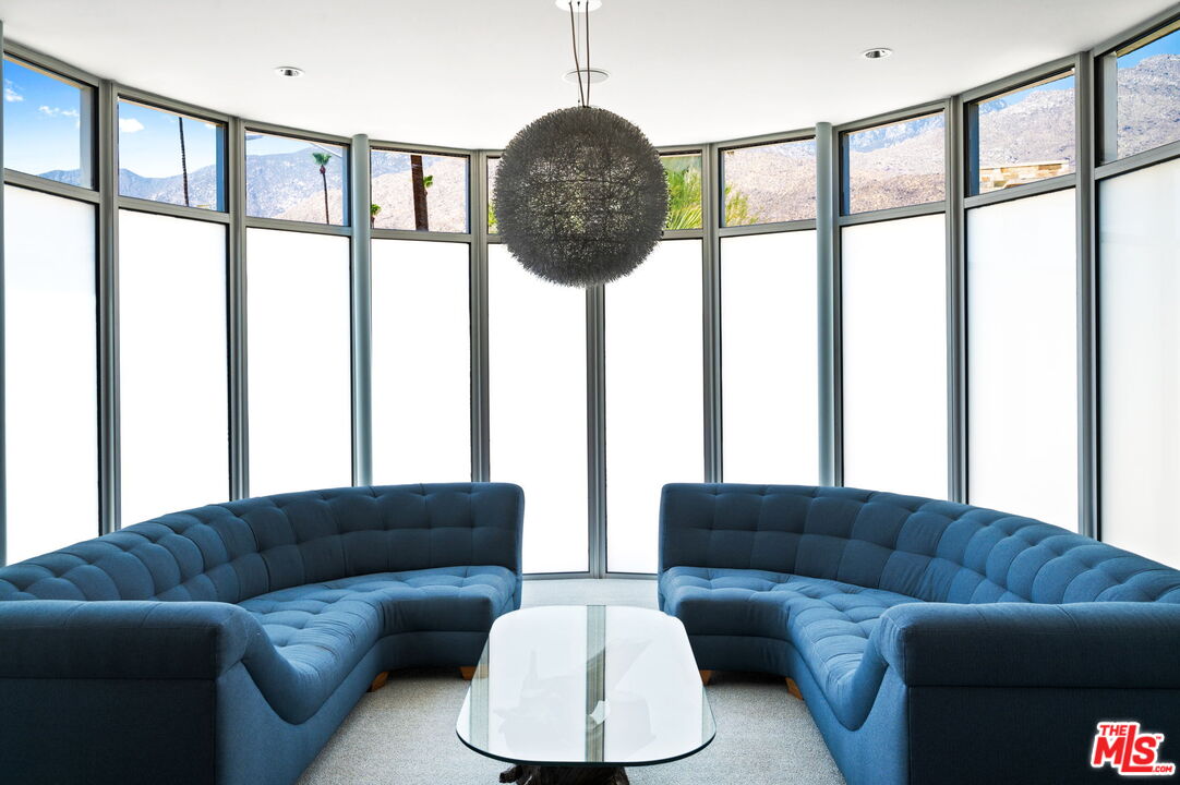 910 E Palm Canyon Dr Unit: 205