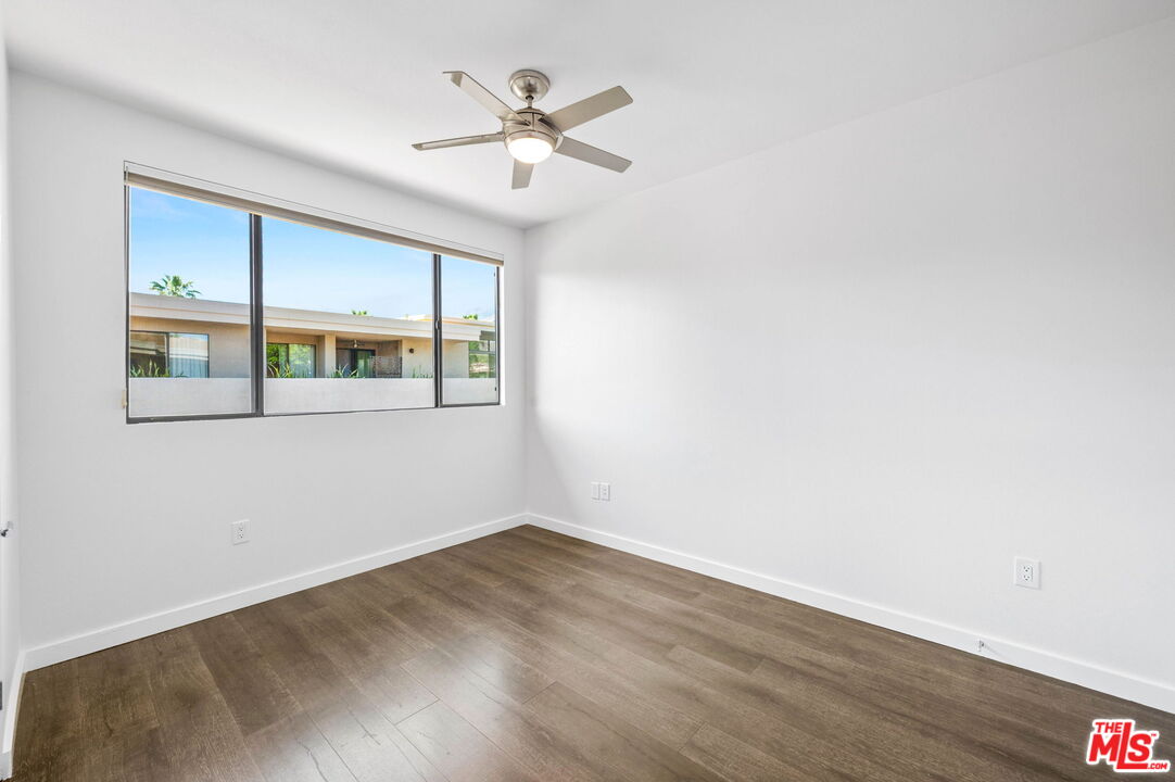 910 E Palm Canyon Dr Unit: 205