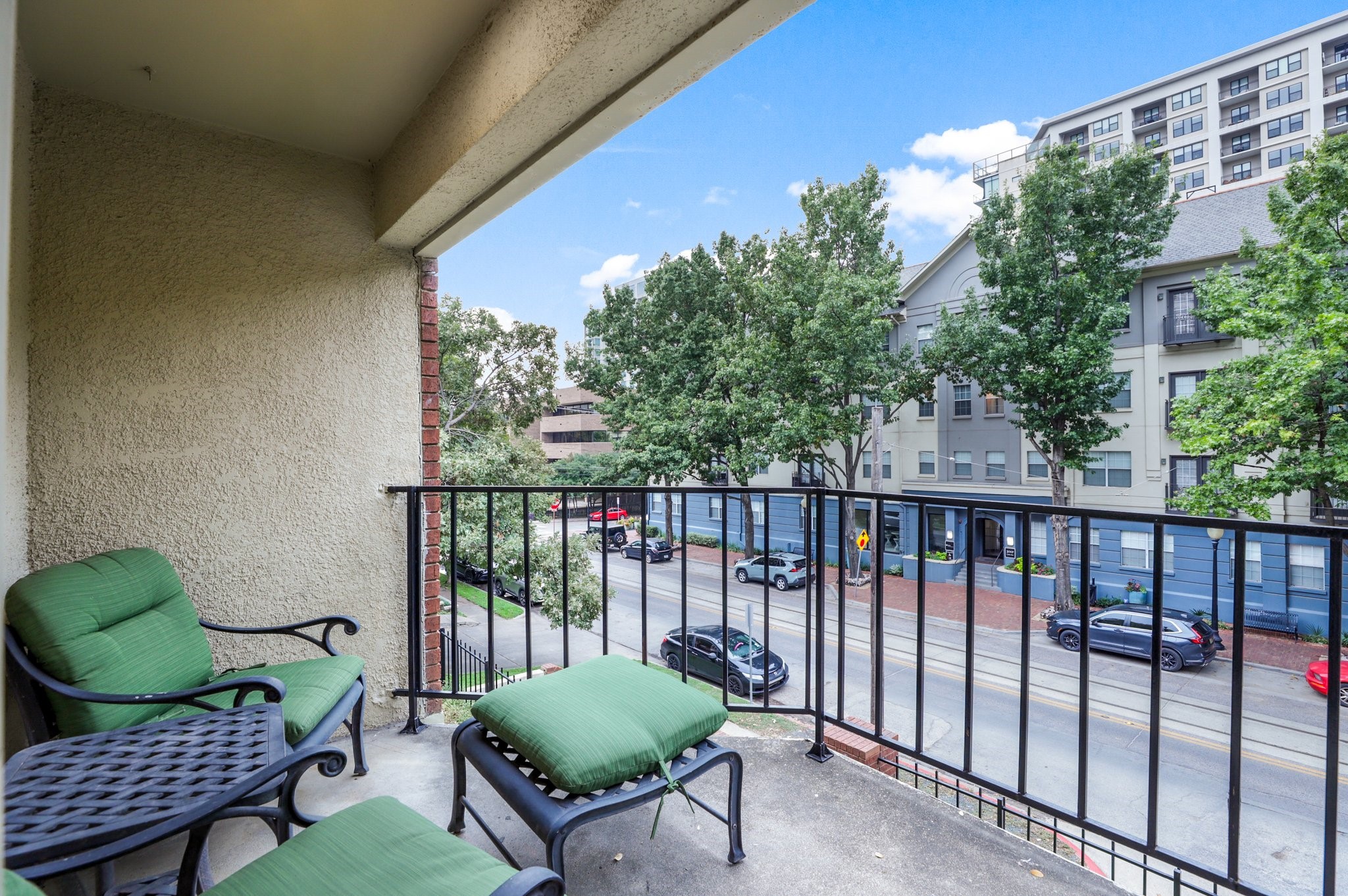 3100 Cole Avenue 204