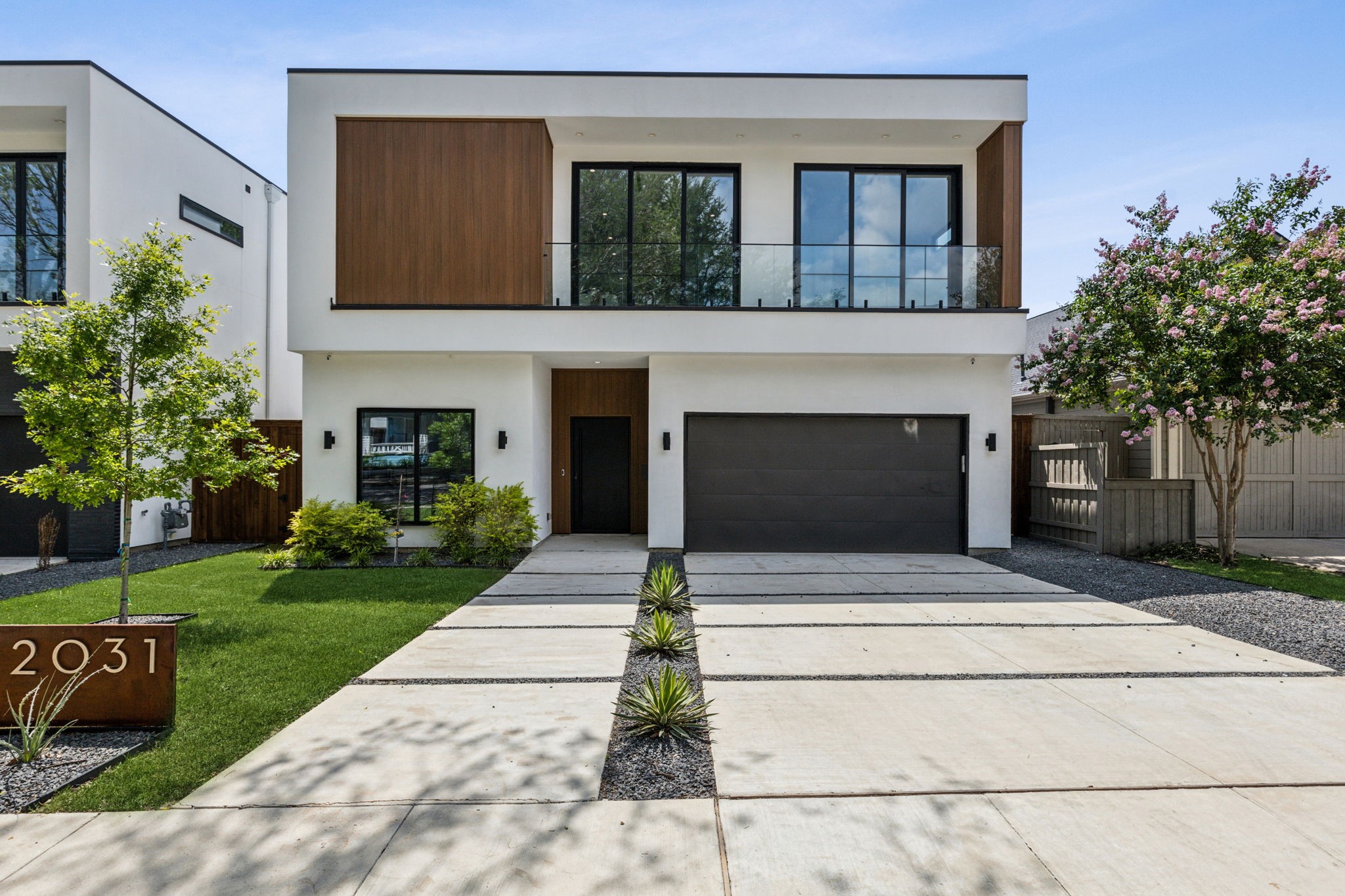 2031 Cullen Avenue