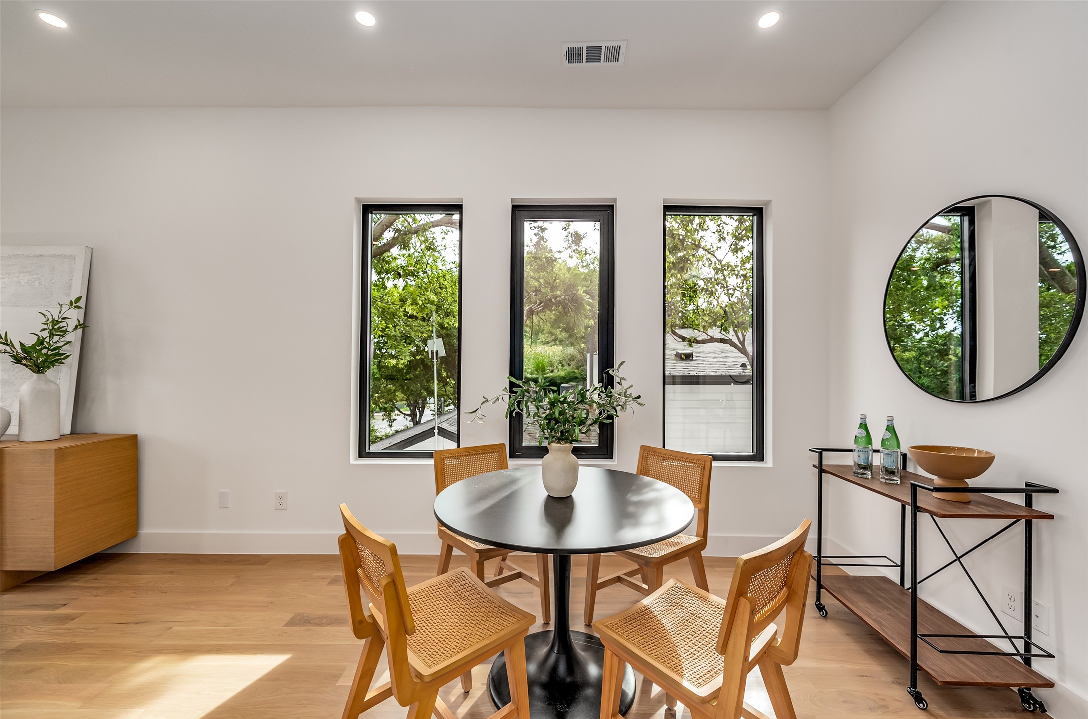 8815 San Leandro Drive
