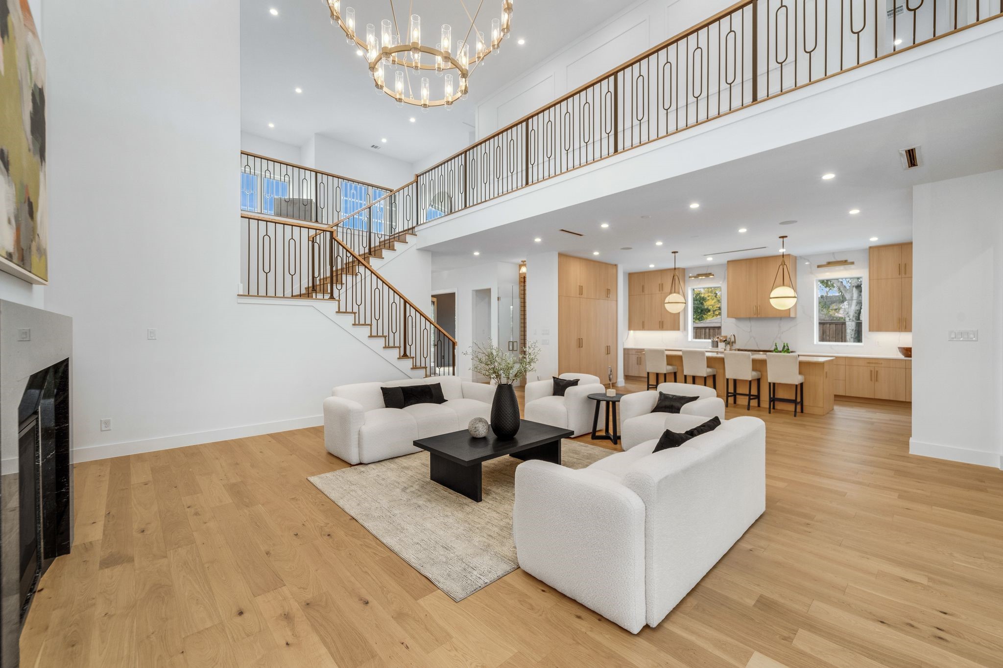 3739 Royal Lane
