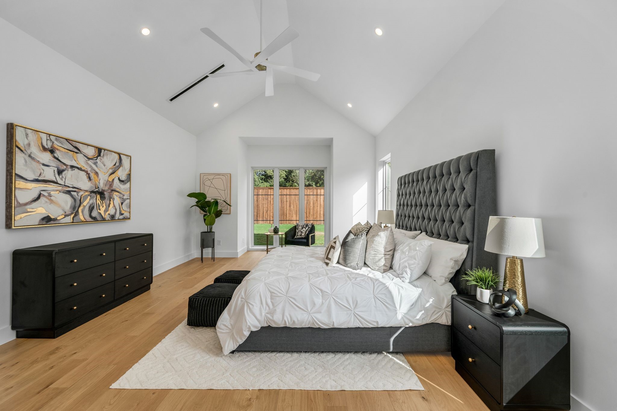 3739 Royal Lane