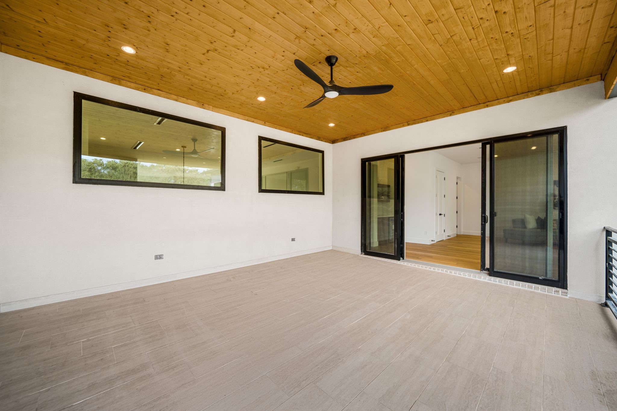 3739 Royal Lane