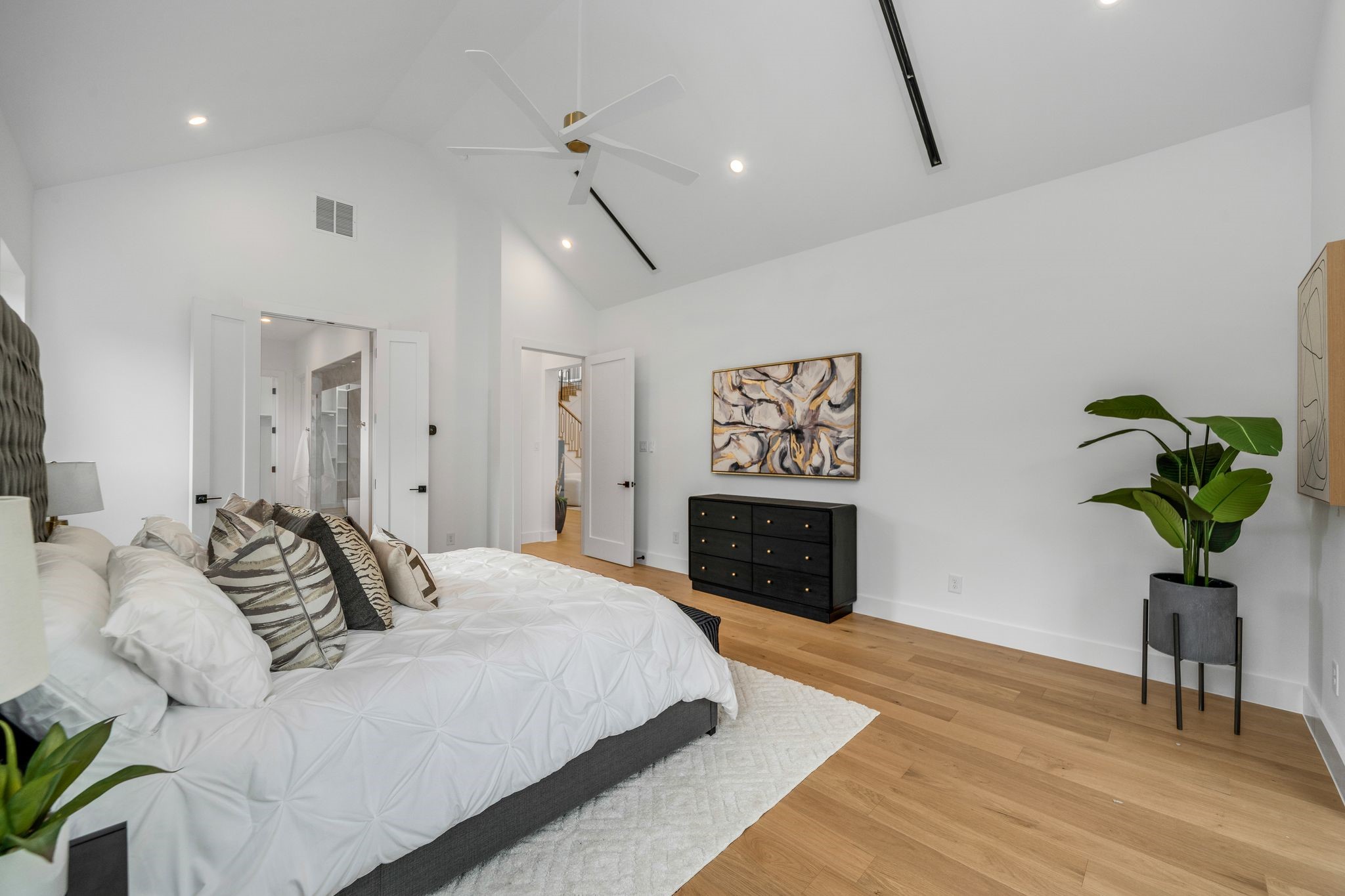 3739 Royal Lane