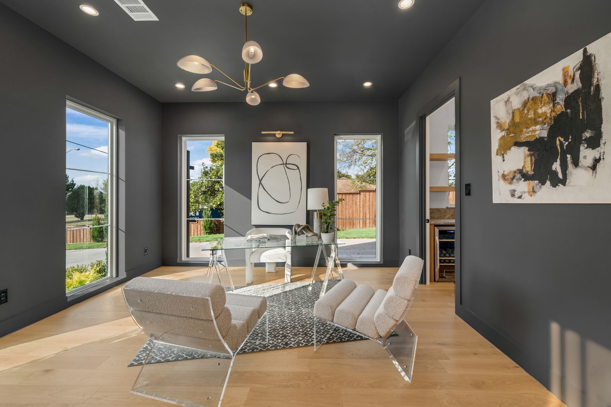 3739 Royal Lane