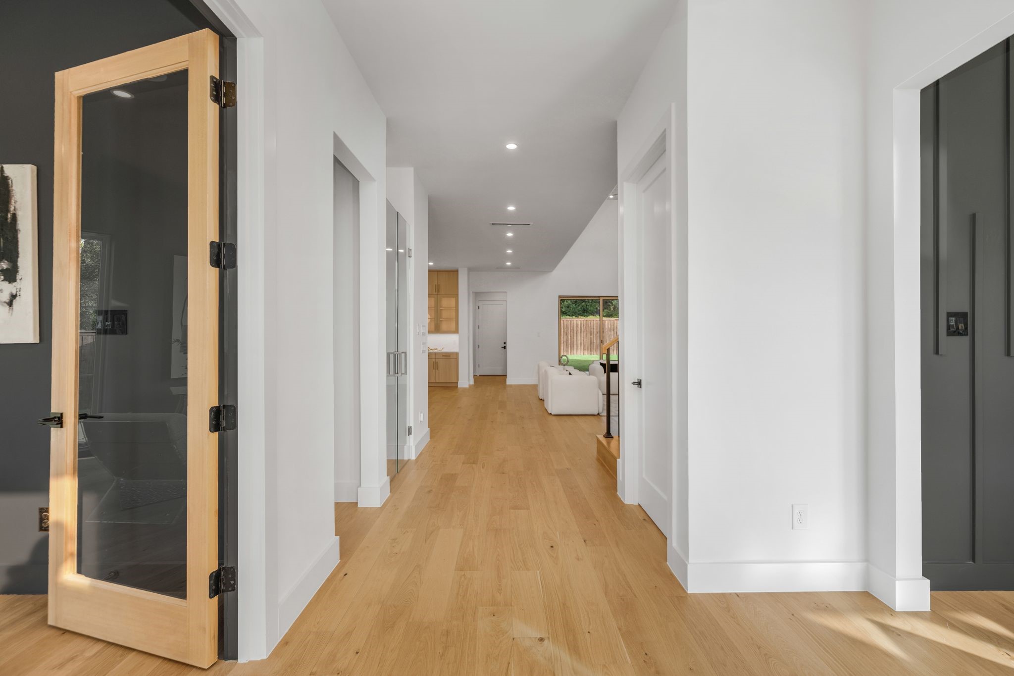 3739 Royal Lane