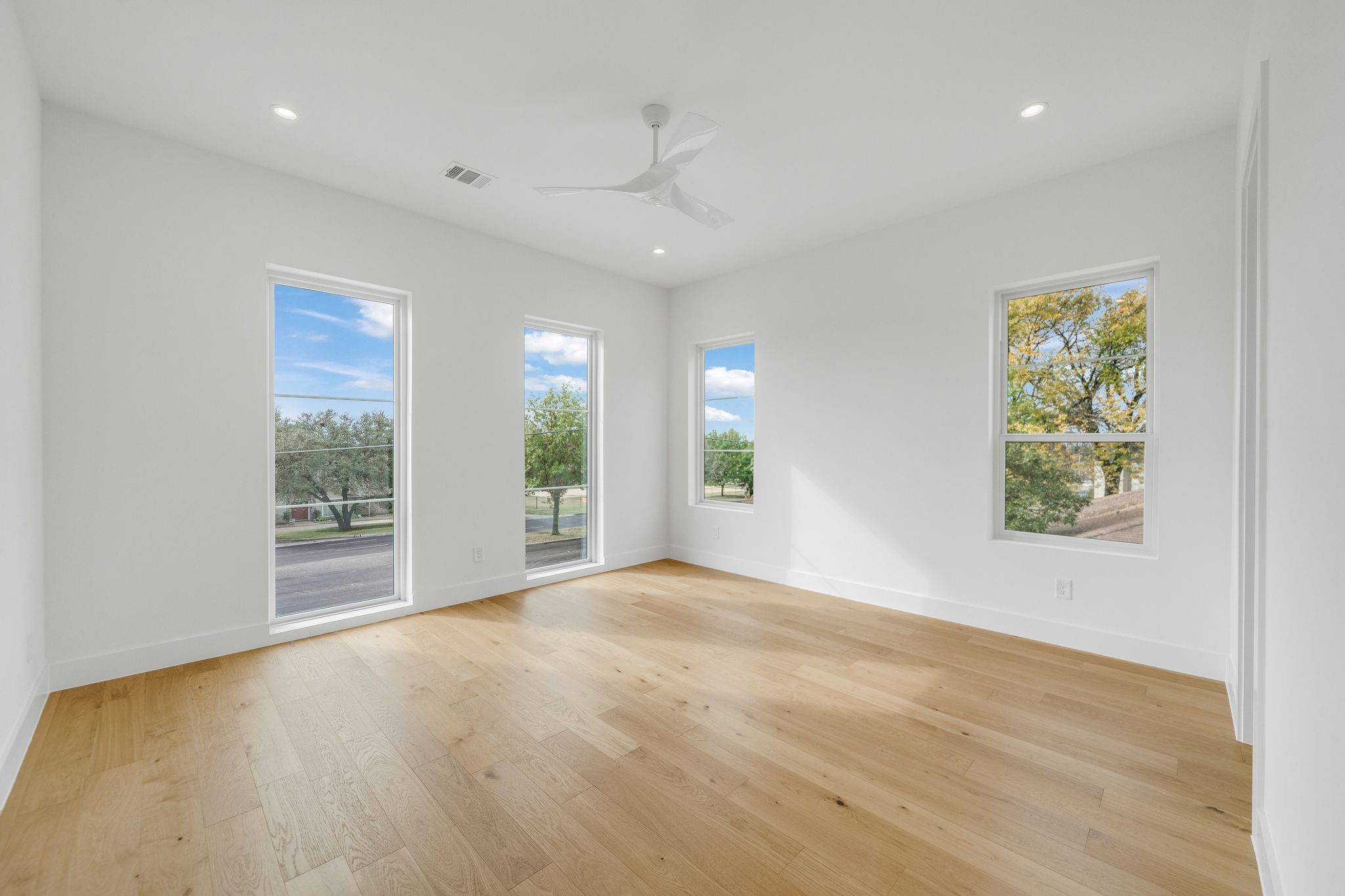 3739 Royal Lane