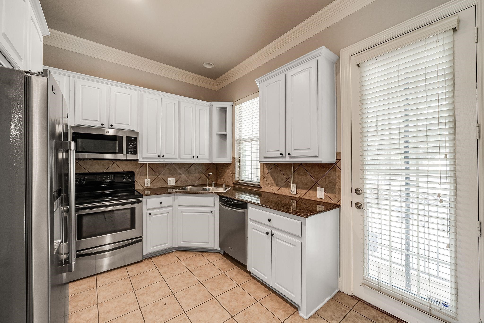 5836 La Vista Drive
