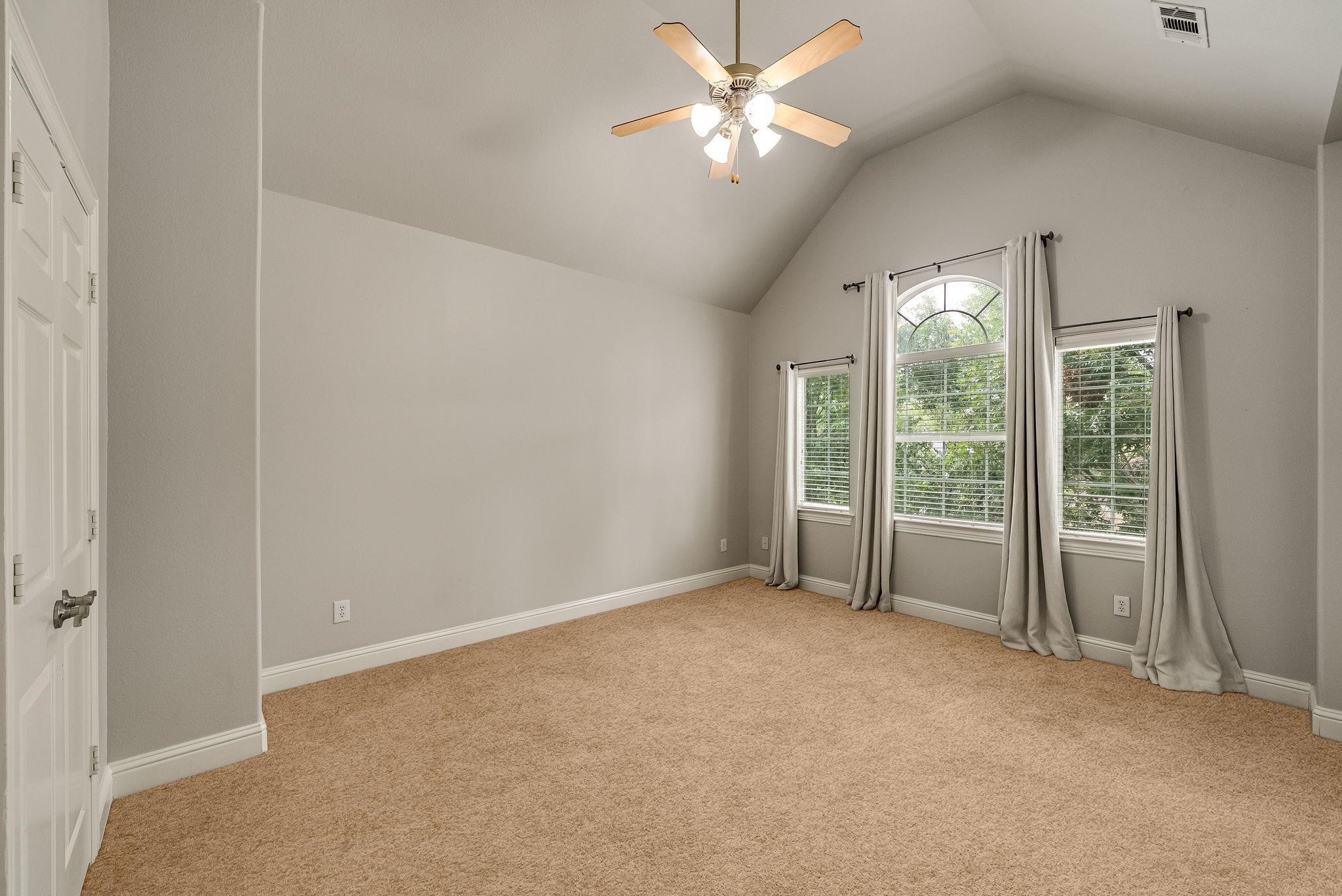 5836 La Vista Drive