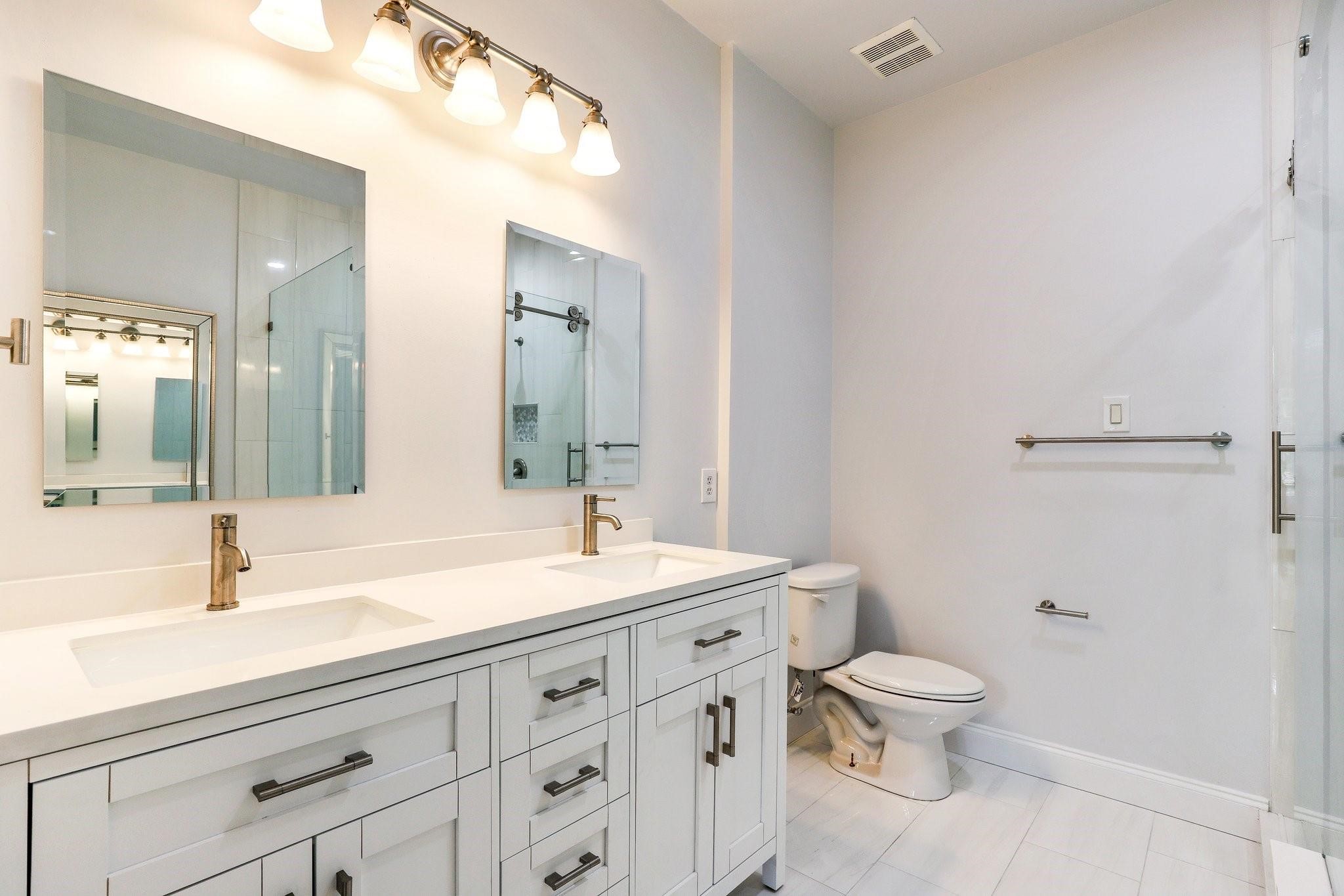 5836 La Vista Drive