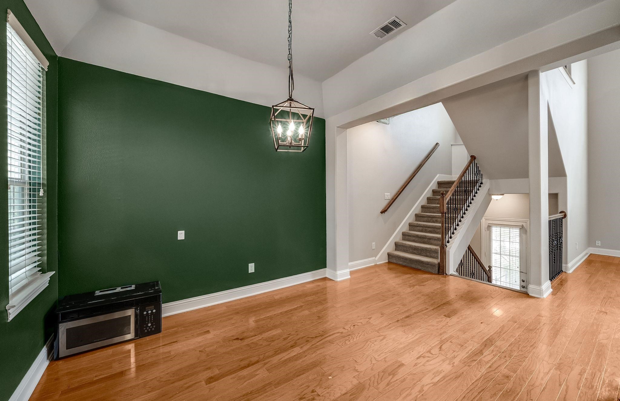 5836 La Vista Drive