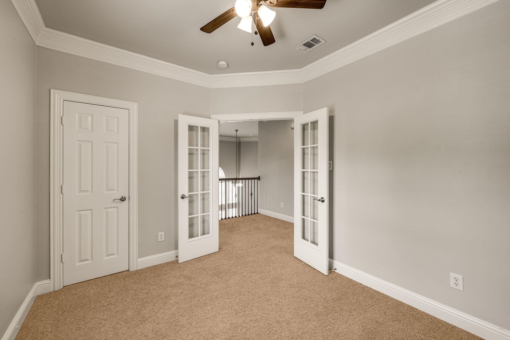 5836 La Vista Drive
