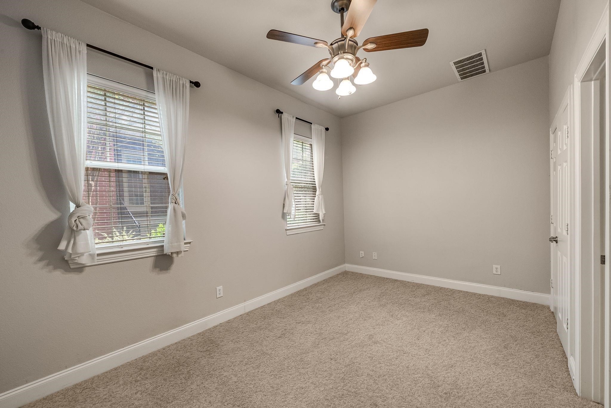 5836 La Vista Drive