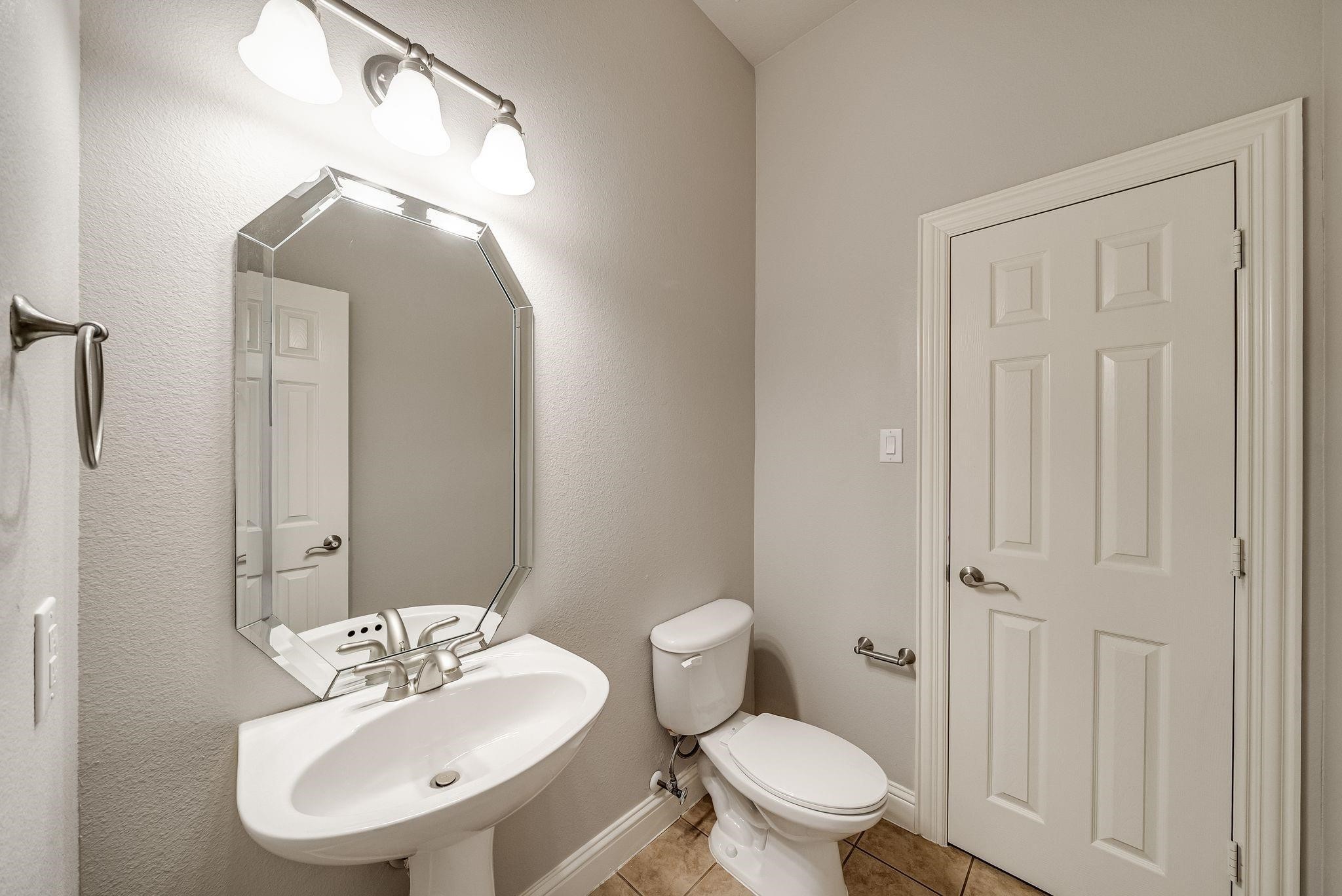 5836 La Vista Drive