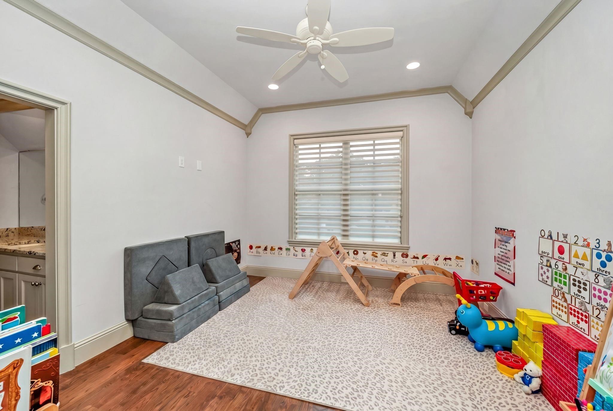 12114 Prestonridge Road