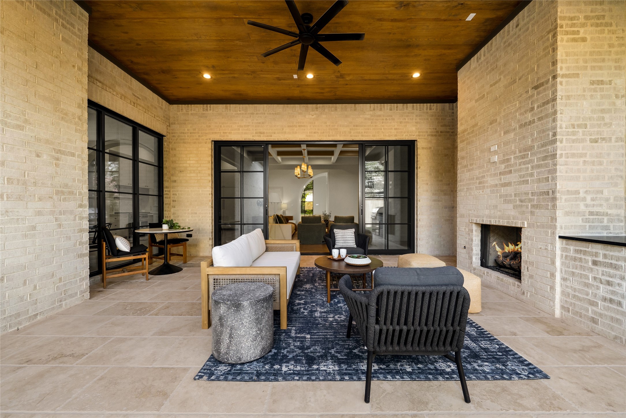 6924 Redstart Lane