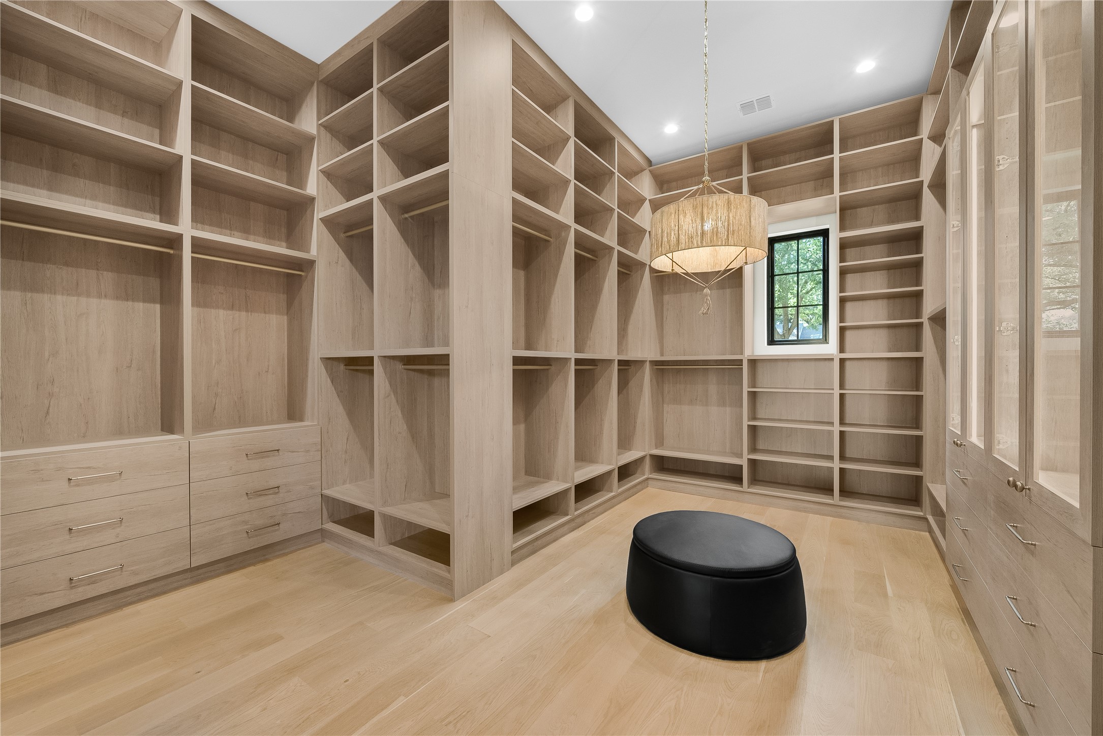6924 Redstart Lane