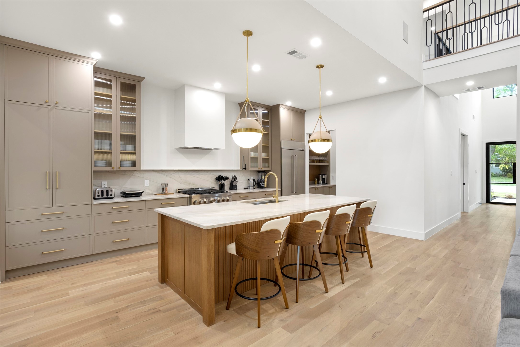 8922 San Benito Way
