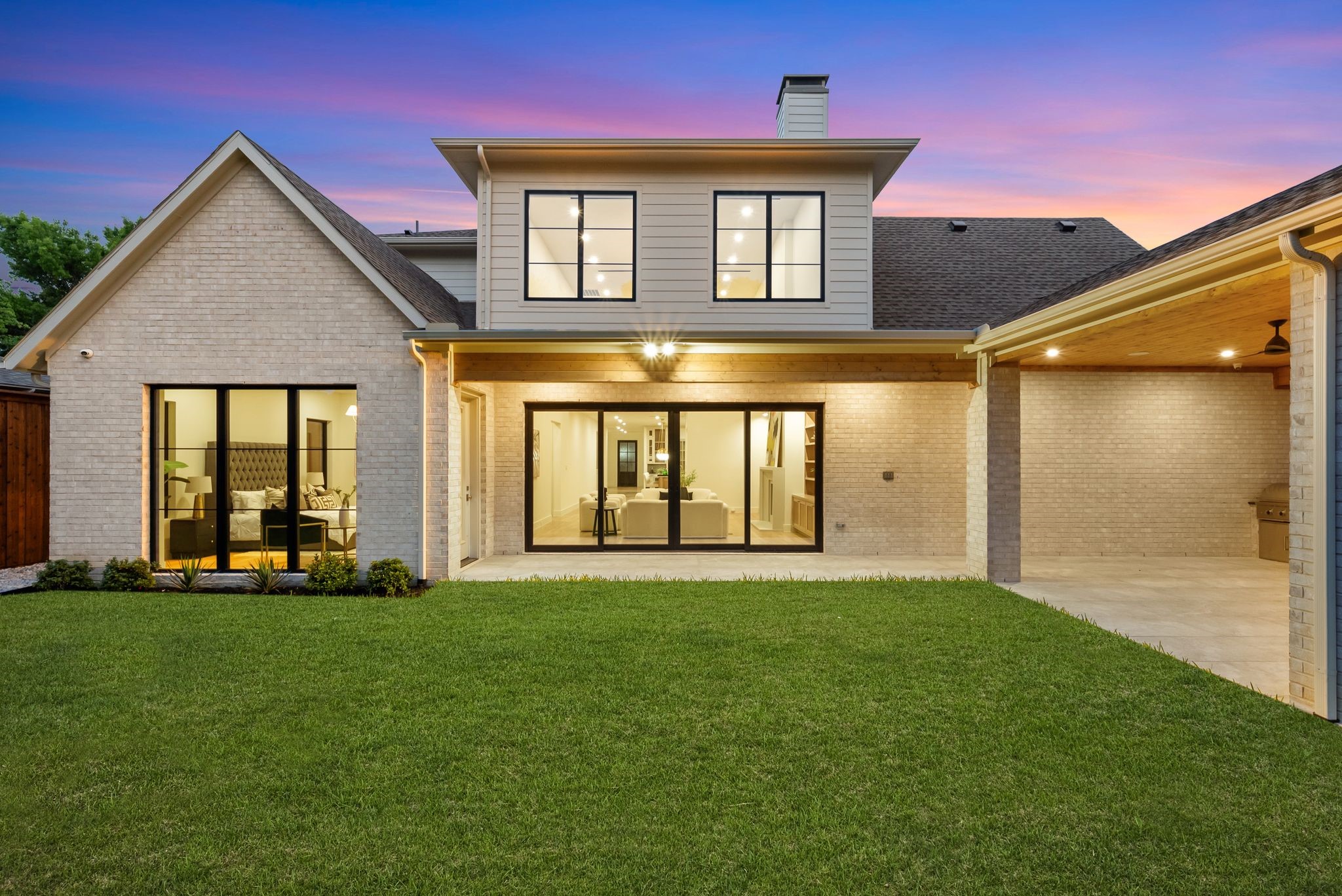 6739 Walnut Hill Lane