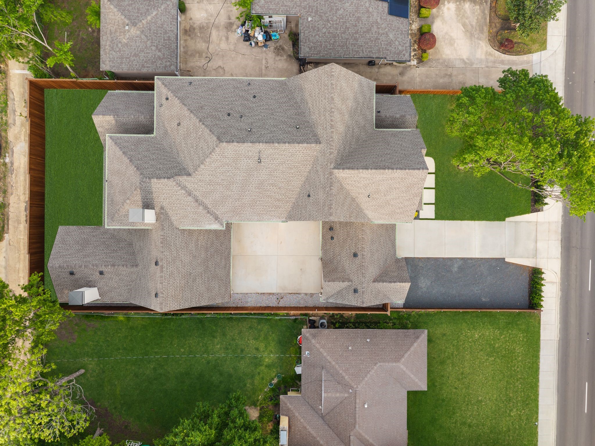 6739 Walnut Hill Lane