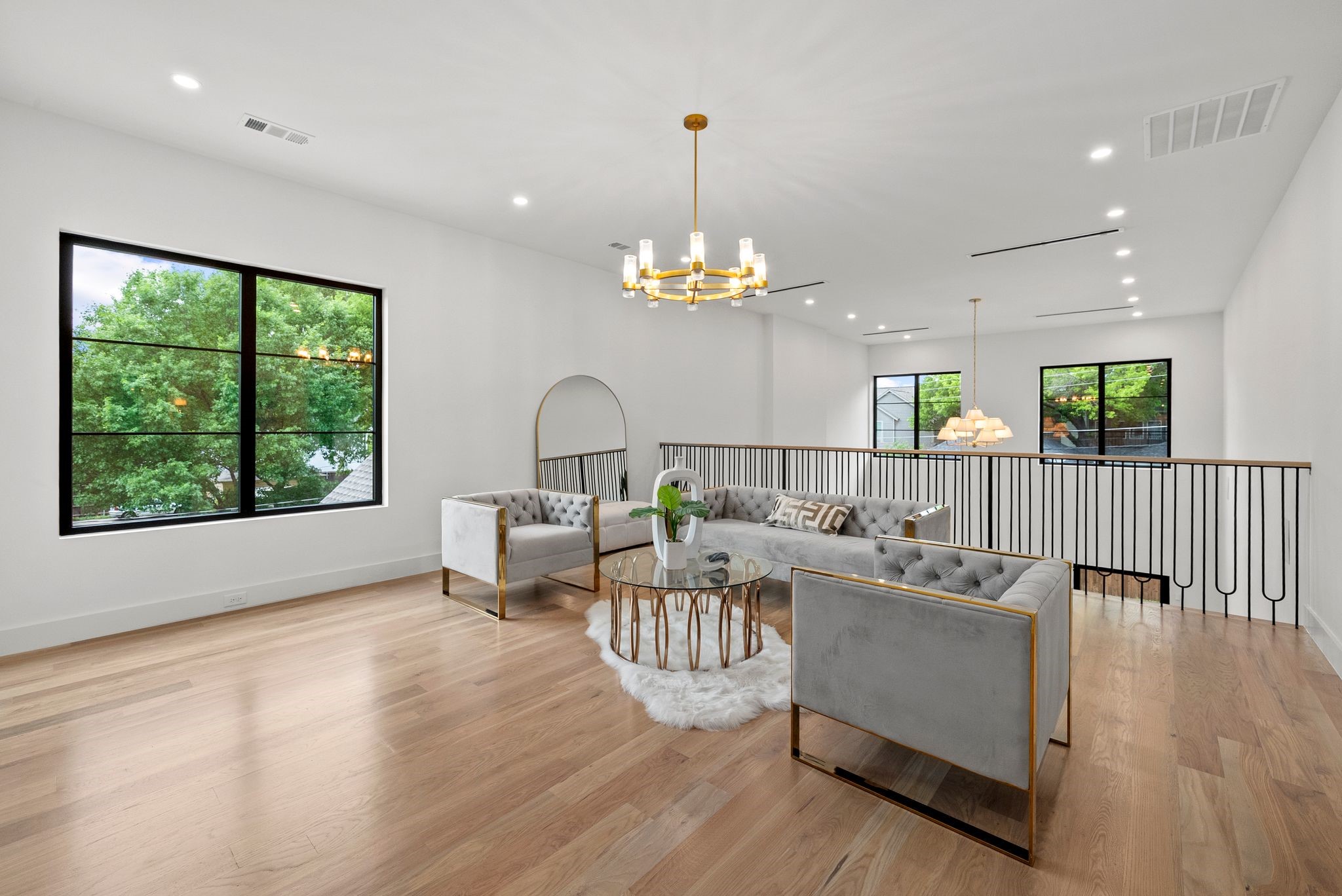 6739 Walnut Hill Lane