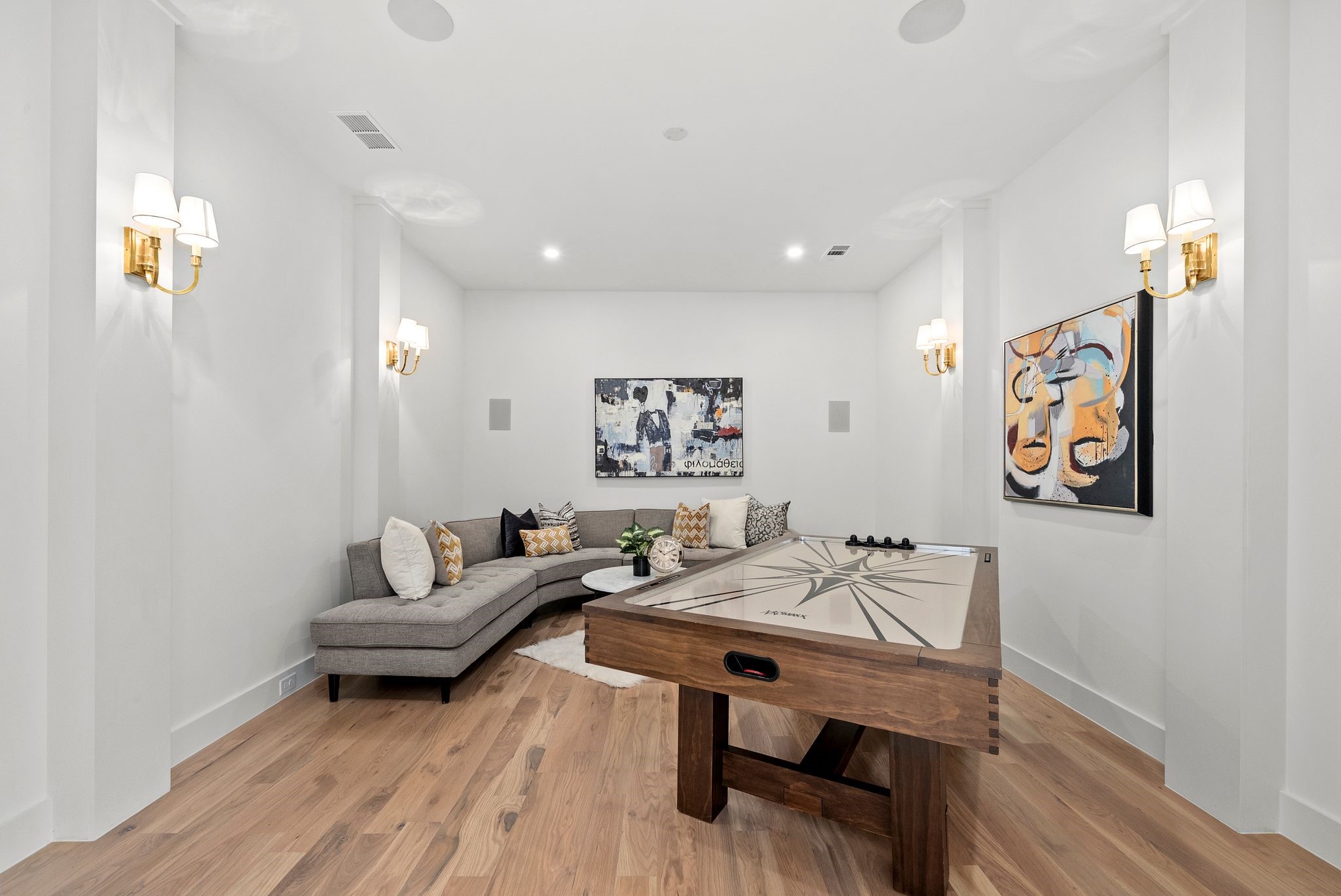 6739 Walnut Hill Lane