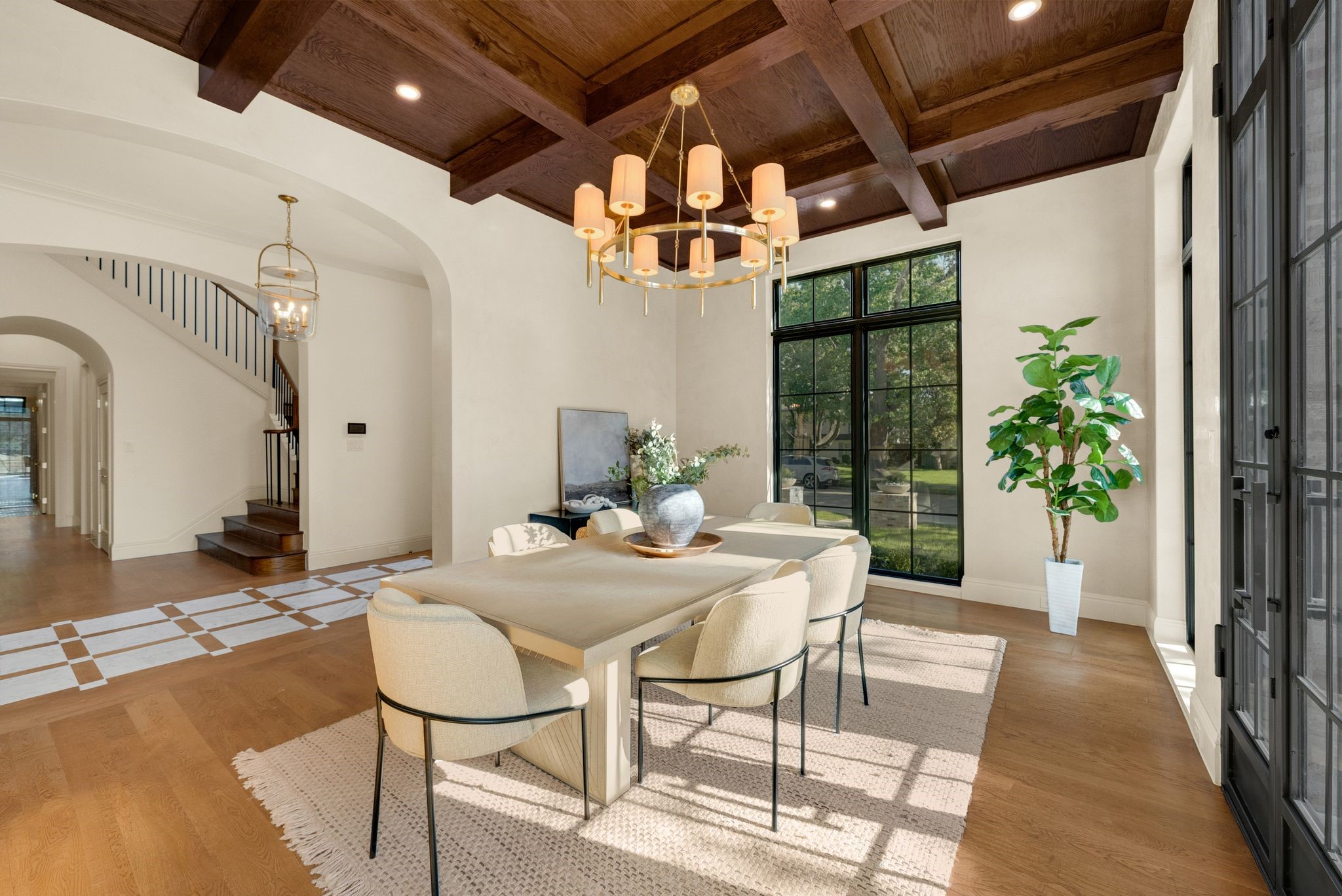 6847 Lakeshore Drive