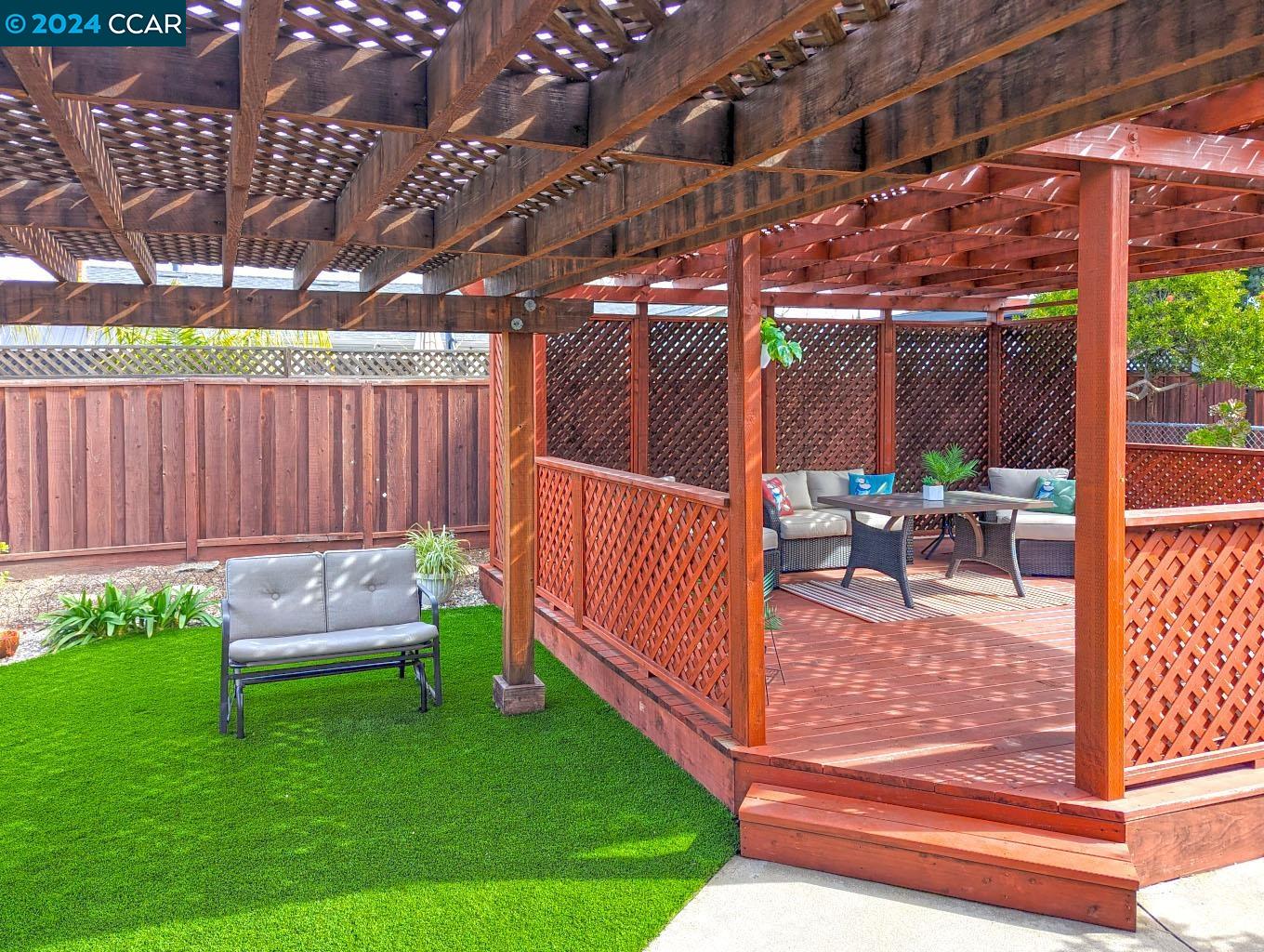 756 Caliente Avenue