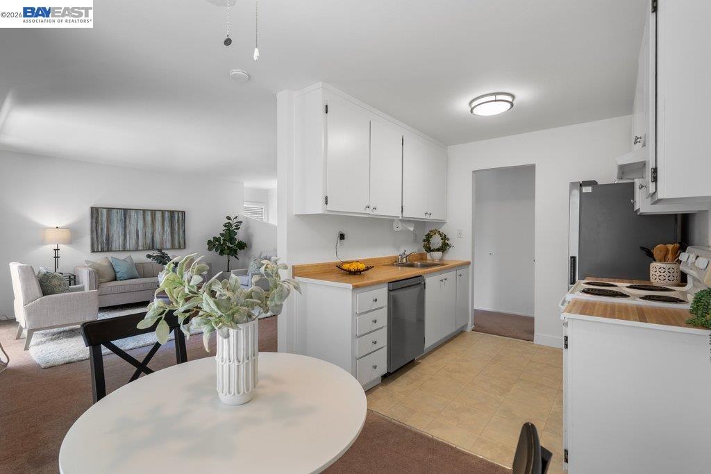 8975 Alcosta Blvd # 132