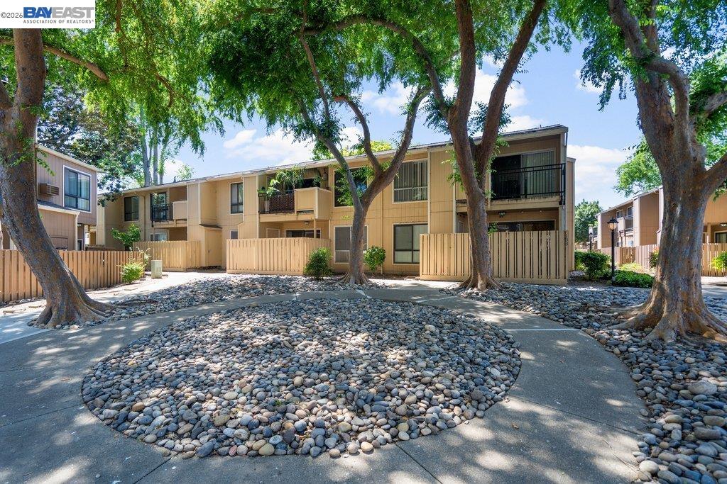 8975 Alcosta Blvd # 132