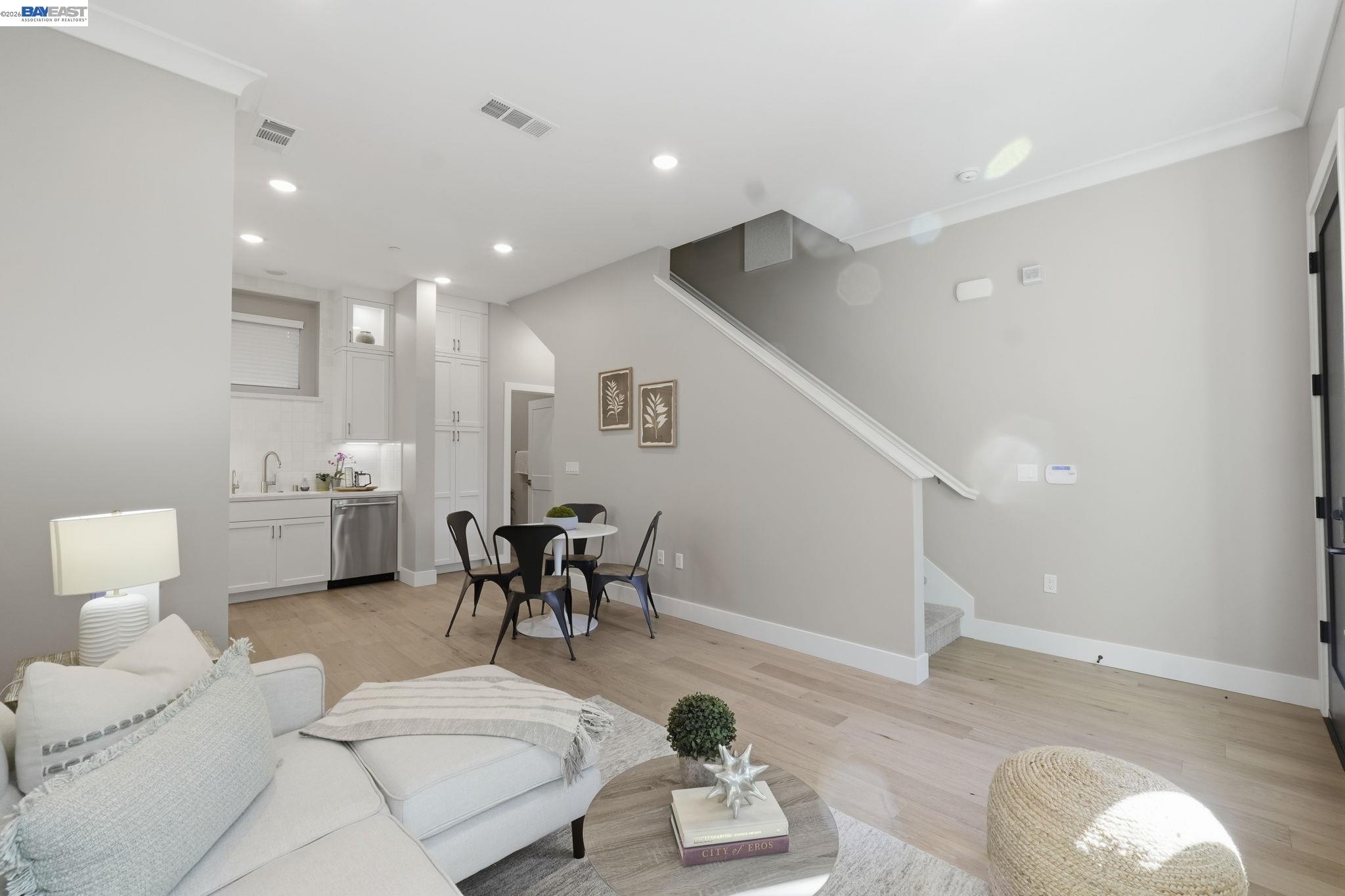 80 Woodbury Highlands Pl # 10