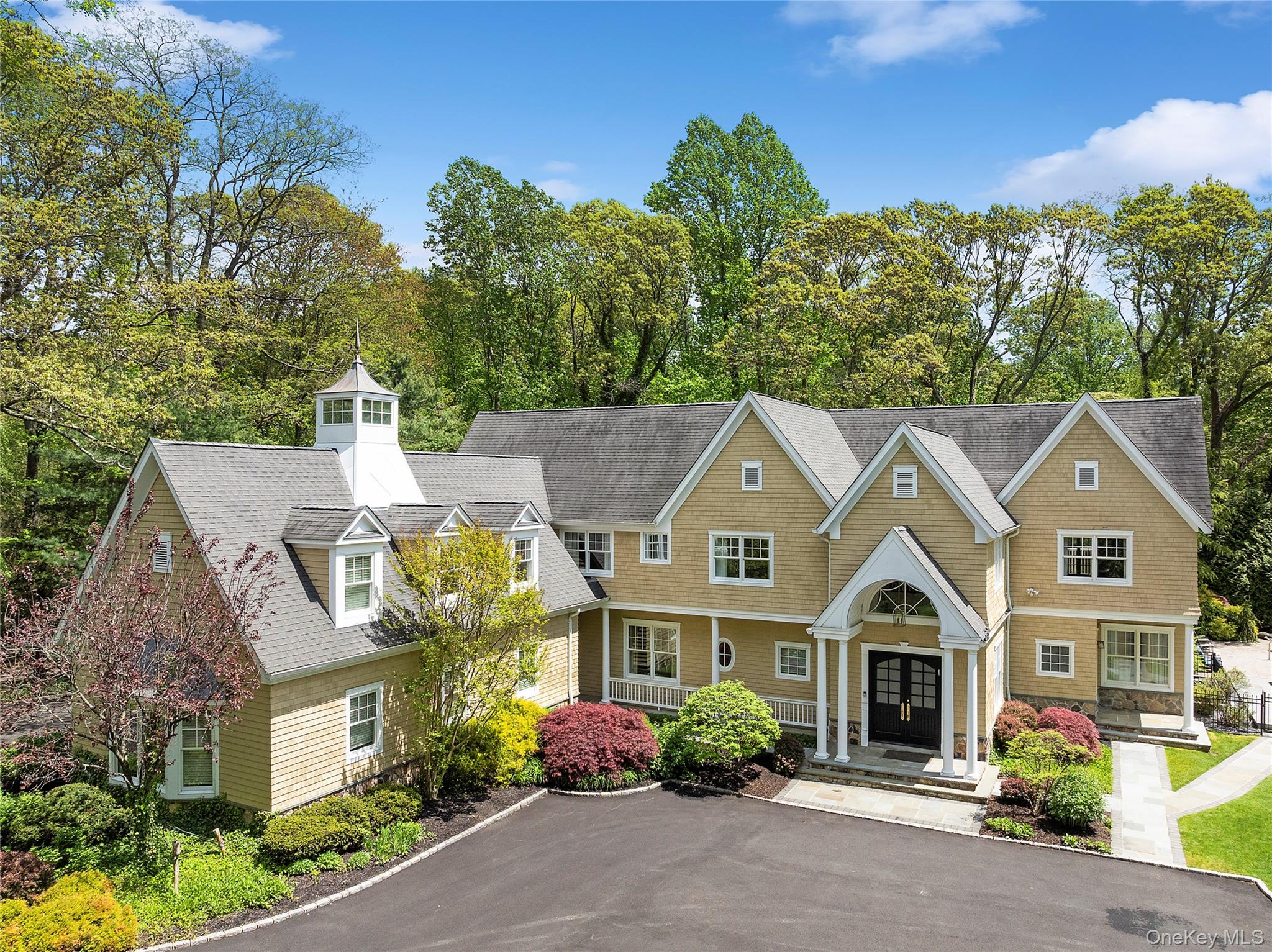 1608 Stewart Lane