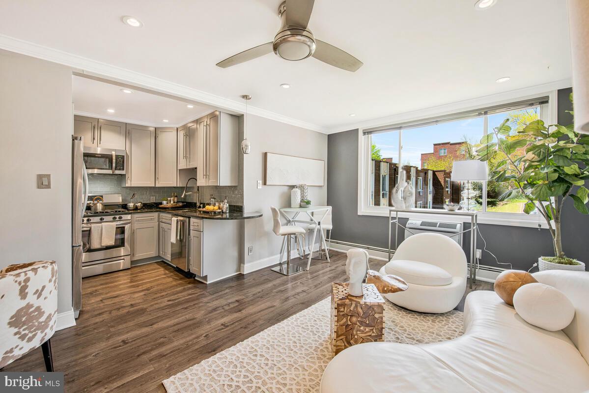 3000 7TH STREET NE 318
