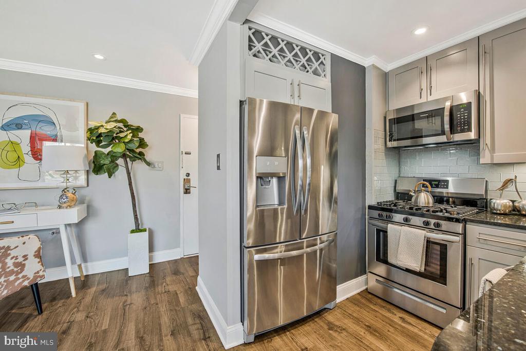 3000 7TH STREET NE 318