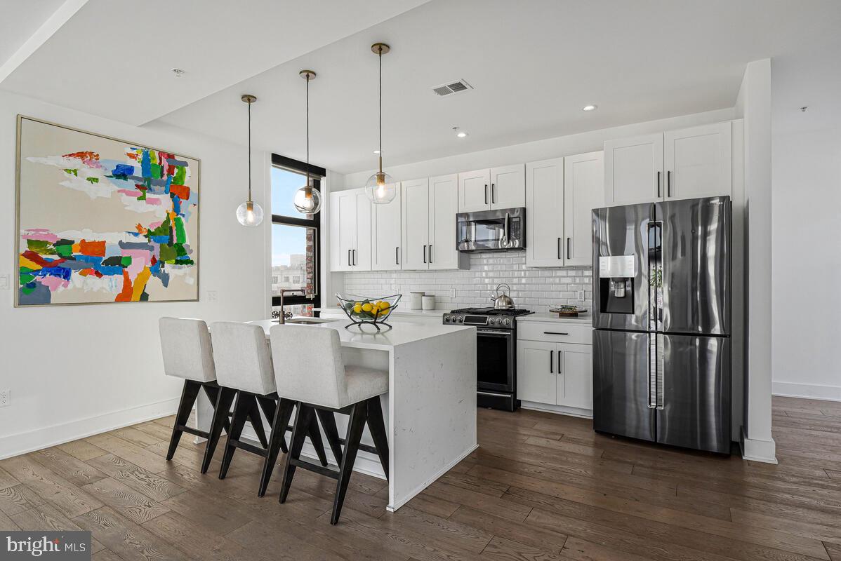 1402 H STREET NE 504