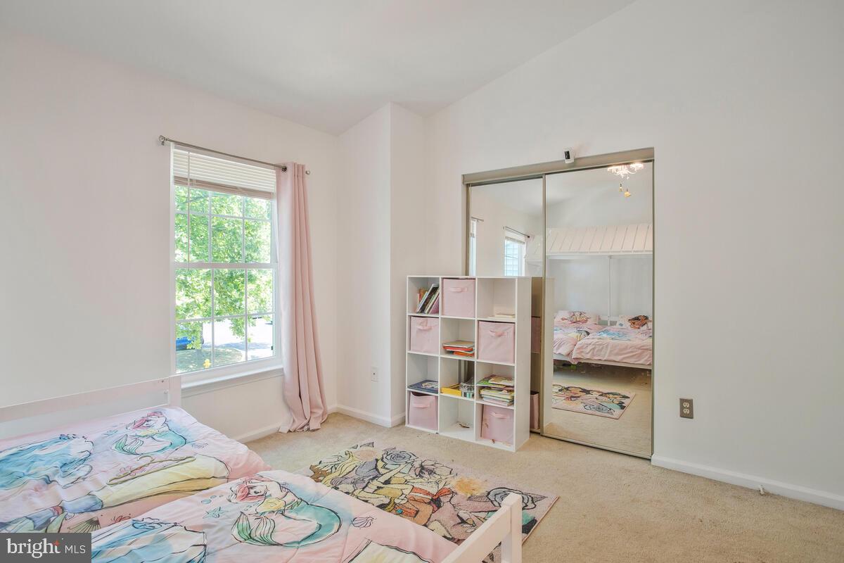 1622 FALLOWFIELD COURT