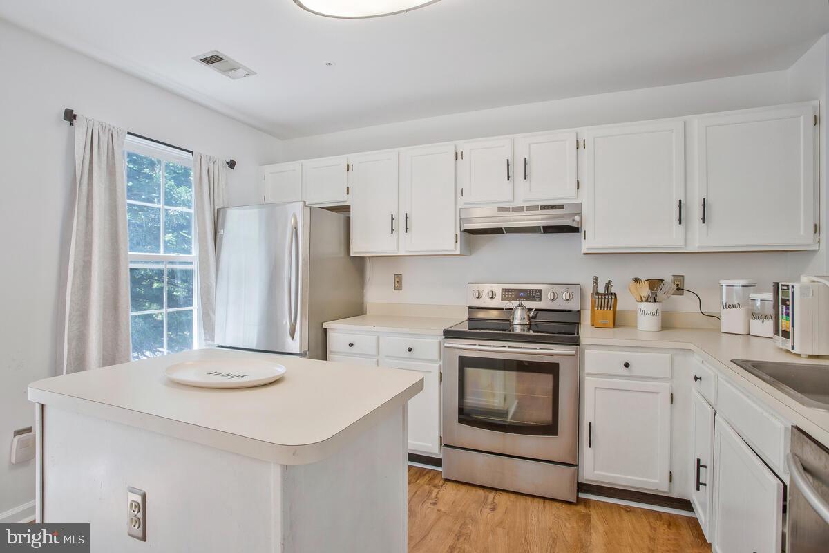 1622 FALLOWFIELD COURT