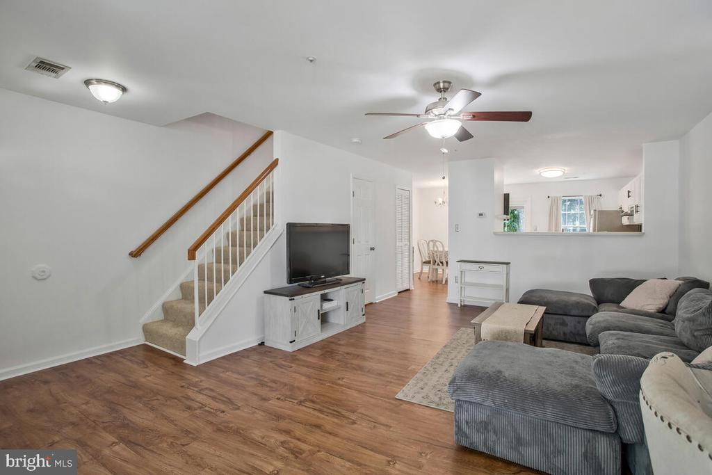 1622 FALLOWFIELD COURT