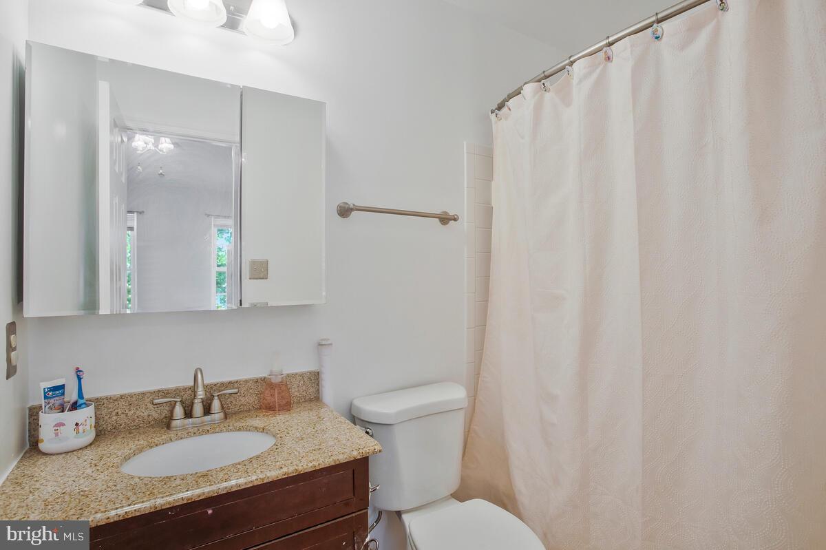 1622 FALLOWFIELD COURT